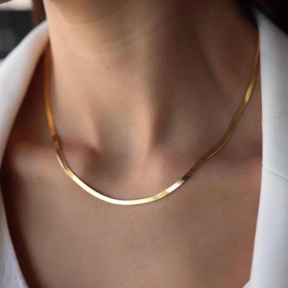 NEW 18K GOLD FLAT HERRINGBONE NECKLACE